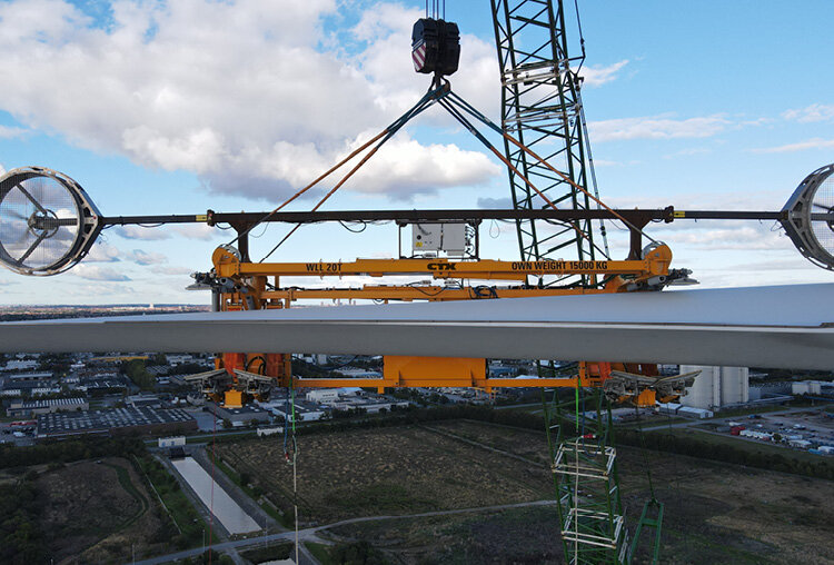 CTX Blade Gripper in use | © CERTEX Danmark A/S CTX Blade Gripper in use | © CERTEX Danmark A/S